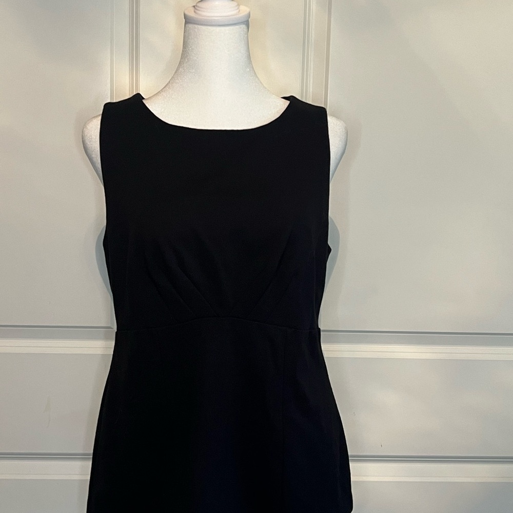 CAbi Pleated Sleeveless Blouse